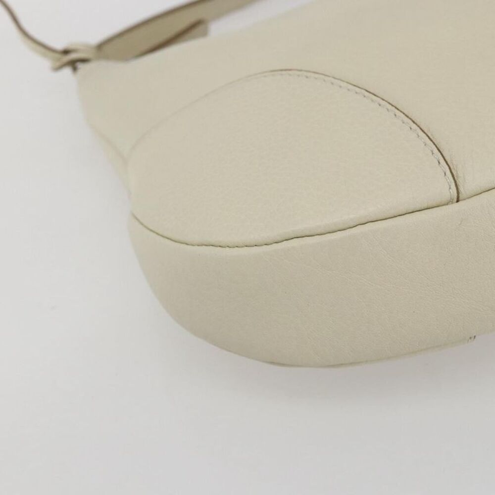 Salvatore Ferragamo Gancini Leather White Leather Shoulder Bag Bag - Picture 9 of 16